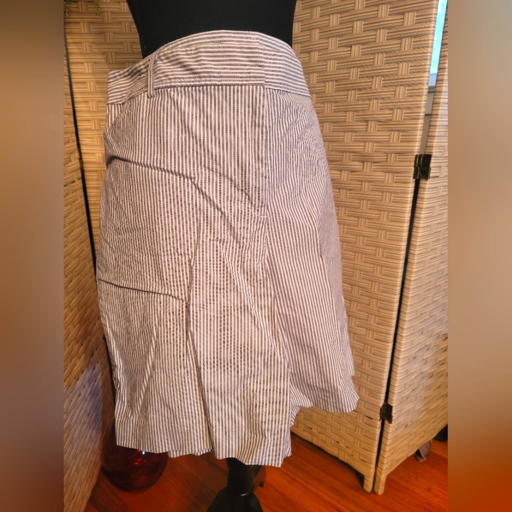 Talbots Perfect Short 18 charcoal stripe NWOT